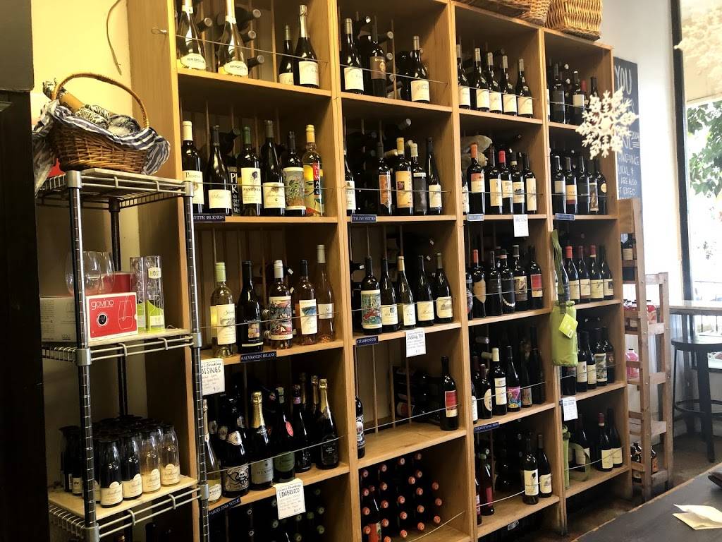 Blue Table | restaurant | 4774 Park Granada # 4, Calabasas, CA 91302, USA | 8182225195 OR +1 818-222-5195