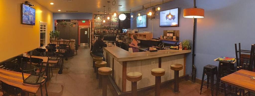 Twisted Taps | restaurant | 2302 El Cajon Blvd, San Diego, CA 92104, USA | 6195429927 OR +1 619-542-9927