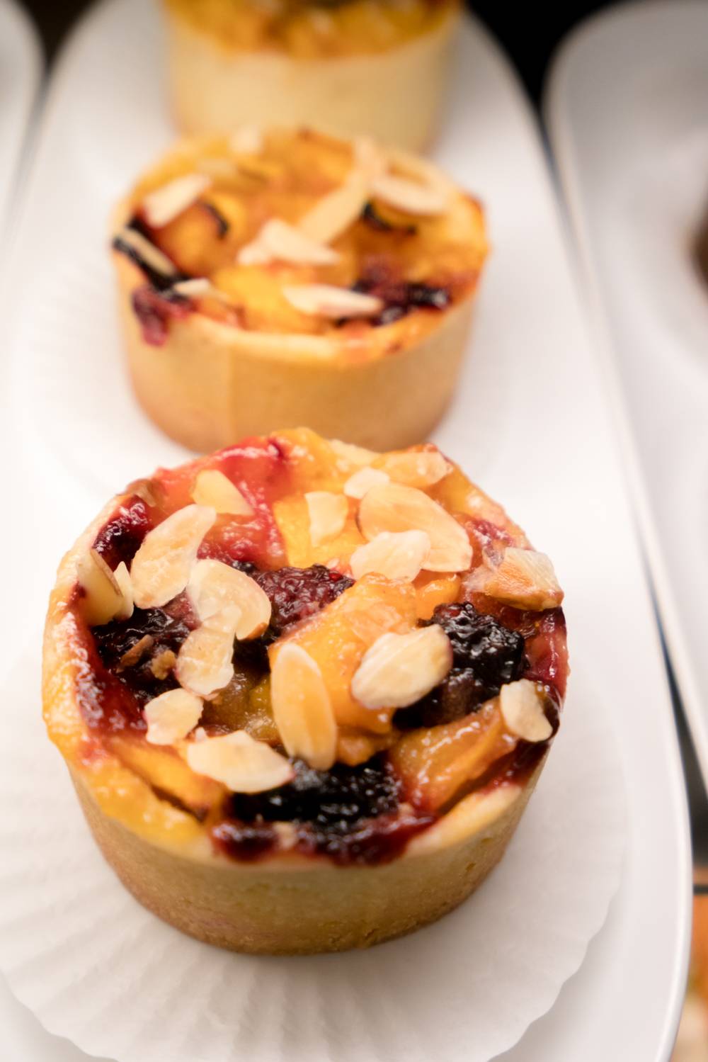 Vie de France Bakery Cafe- Rockville, MD | cafe | 39 Maryland Ave, Rockville, MD 20850, USA | 3016376416 OR +1 301-637-6416