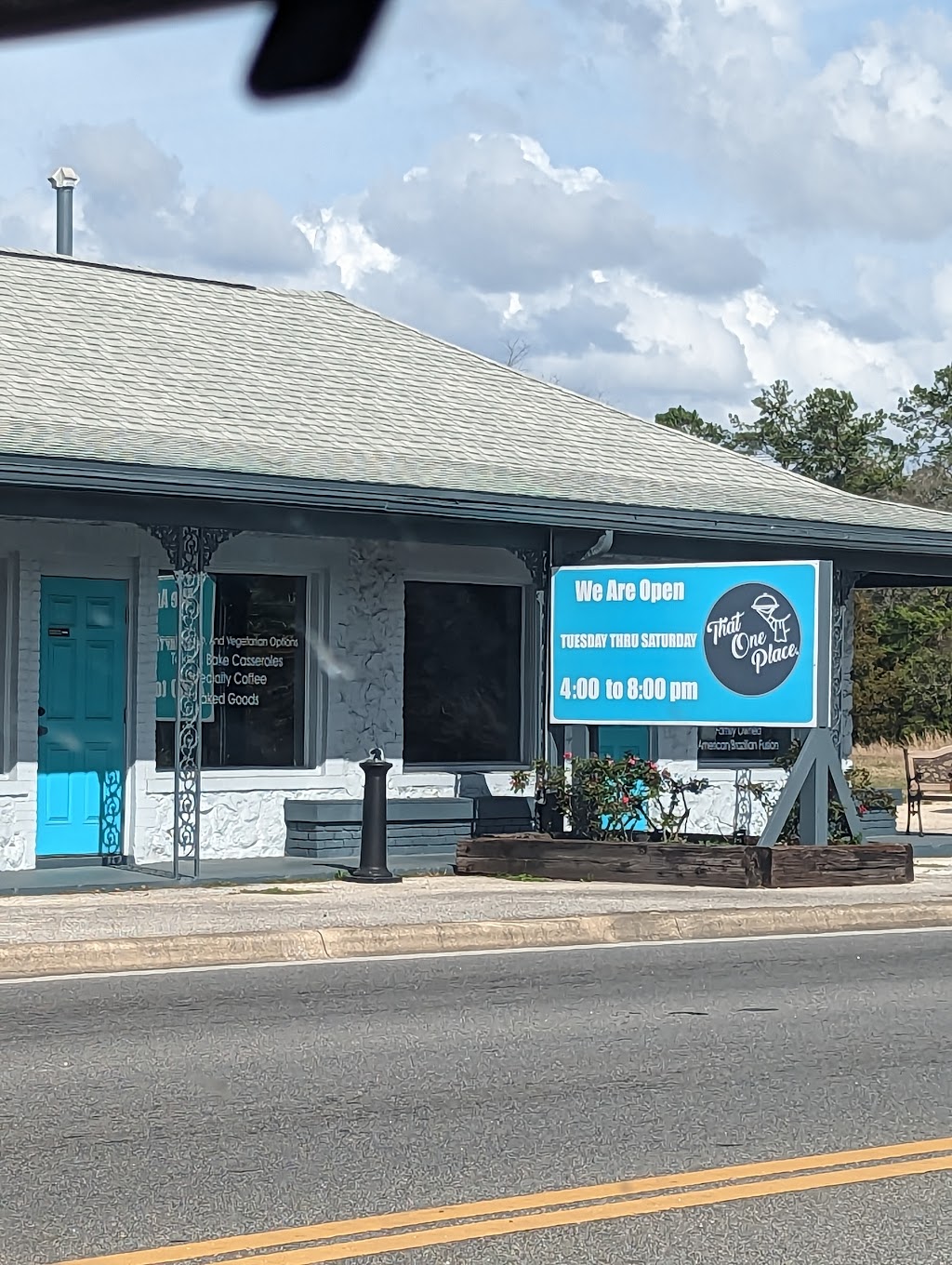 That One Place Restaurant | restaurant | 706 W Noble Ave, Williston, FL 32696, USA | 3525285196 OR +1 352-528-5196