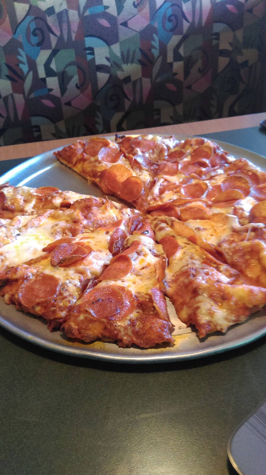 Round Table Pizza | meal delivery | 245 Mt Hermon Rd, Scotts Valley, CA 95066, USA | 8314385446 OR +1 831-438-5446