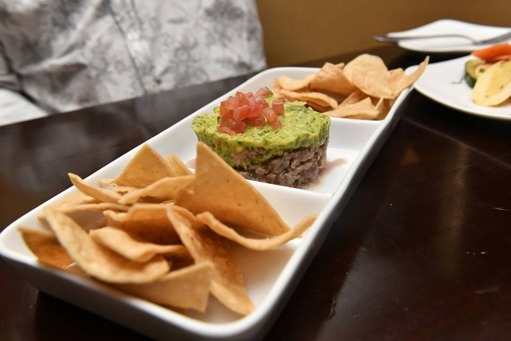 Sangaritas Tapas Wine | night club | 40-02 Bell Blvd, Bayside, NY 11361, USA | 7184282727 OR +1 718-428-2727