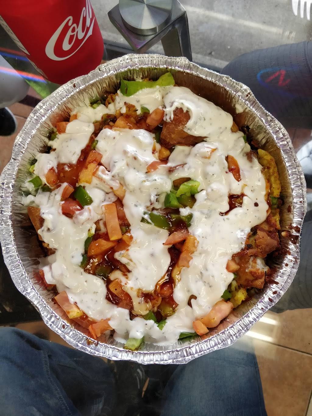 Lava Pizza & Wings | restaurant | 550 Fennell Ave E, Hamilton, ON L8V 5S9, Canada | 9055746666 OR +1 905-574-6666