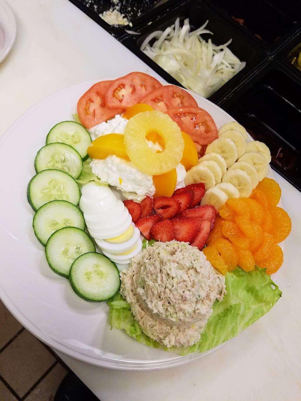 New York Burgers and Grill | restaurant | 2089 W South Blvd, Troy, MI 48098, USA | 2488796800 OR +1 248-879-6800