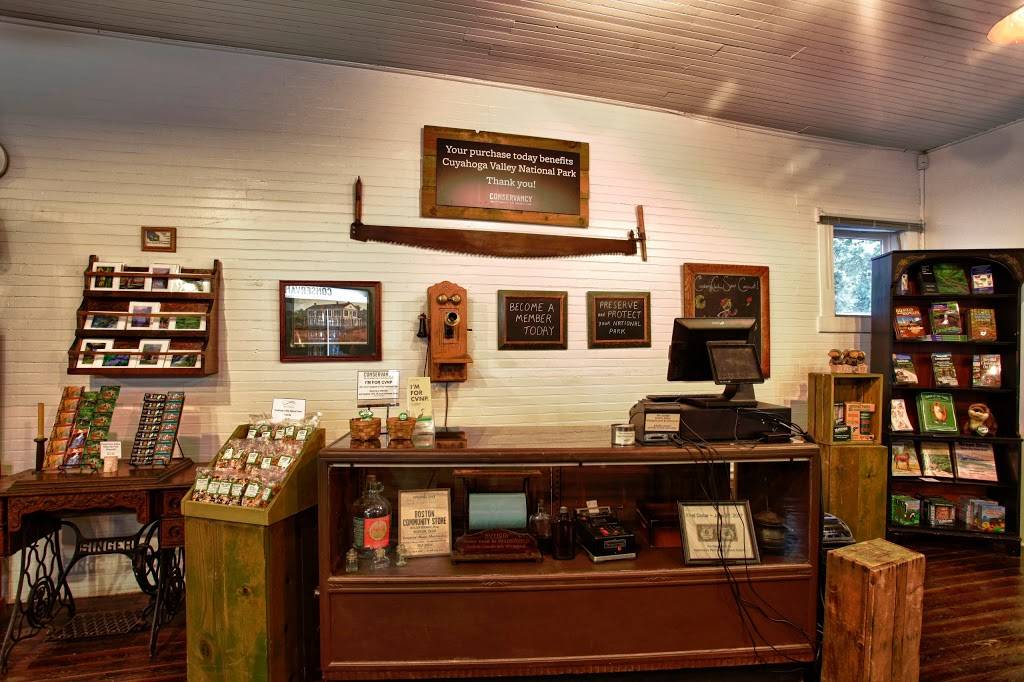 Trail Mix Boston | meal takeaway | 1565 West Boston Mills Rd, Peninsula, OH 44264, USA | 3306572277 OR +1 330-657-2277