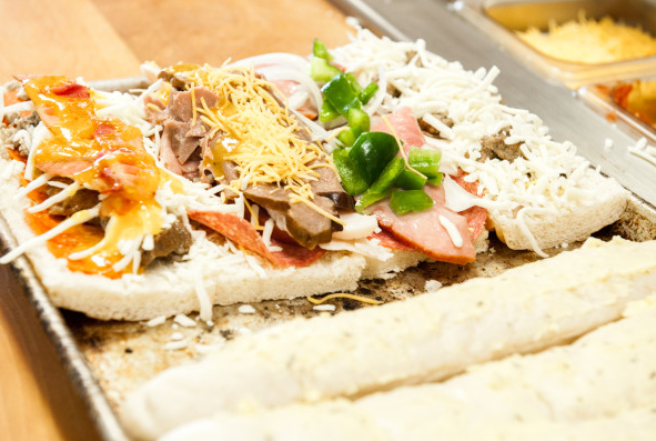 Mancinos Pizza & Grinders of Anderson | restaurant | 1606 S Scatterfield Rd, Anderson, IN 46016, USA | 7656422300 OR +1 765-642-2300