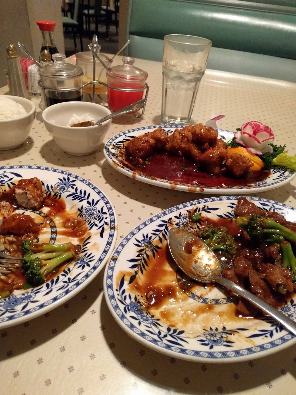 Yen Ching | restaurant | 6410 West Jefferson Boulevard G-11A, Fort Wayne, IN 46804, USA | 2604367788 OR +1 260-436-7788