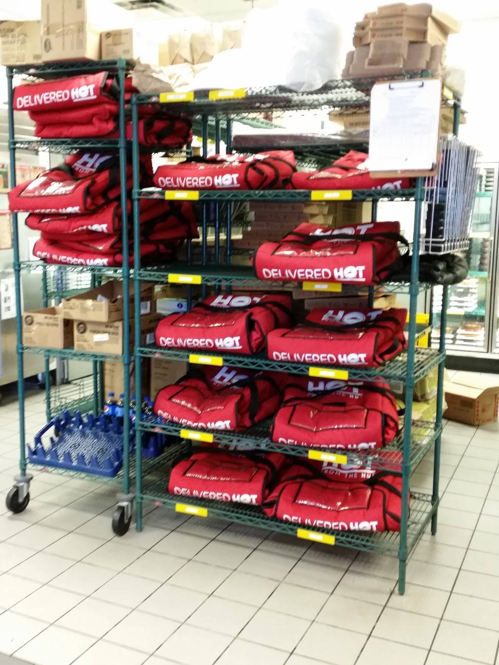 Pizza Hut | restaurant | 21391 N Lake Pleasant Pkwy Suite 1840, Peoria, AZ 85382, USA | 6235664110 OR +1 623-566-4110