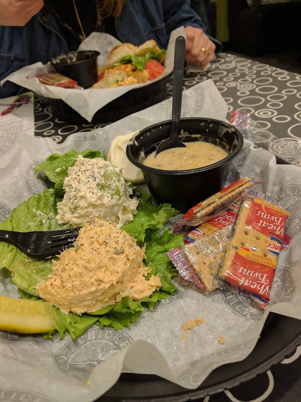 Chicken Salad Chick | restaurant | 217 Indian Lake Blvd, Hendersonville, TN 37075, USA | 6152377688 OR +1 615-237-7688