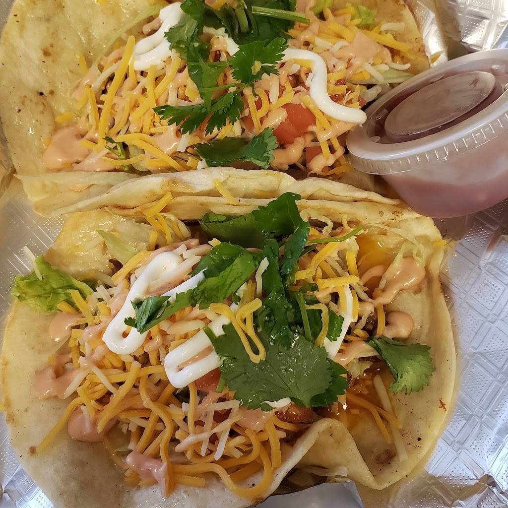 The Last Taino | restaurant | 206 E Main St, Wallace, NC 28466, USA | 9106850472 OR +1 910-685-0472