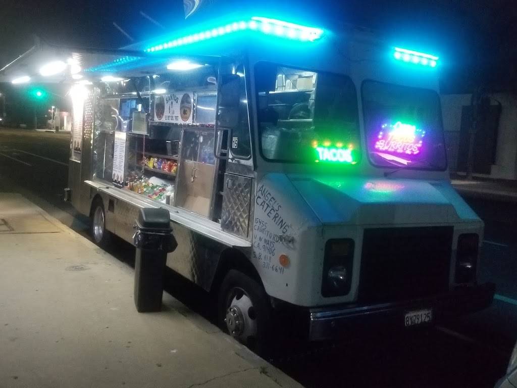 Santos El Rey del taco truck | restaurant | Winnetka Ave &, Vanowen St, Winnetka, CA 91306, USA | 8189436994 OR +1 818-943-6994
