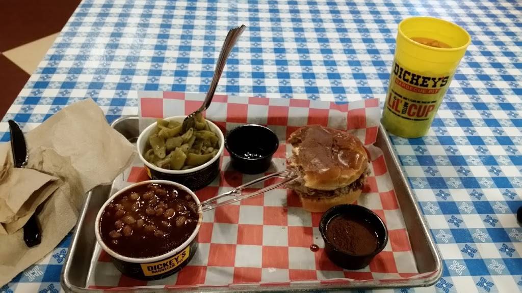 Dickeys Barbecue Pit | restaurant | 8624 Pendleton Pike, Indianapolis, IN 46226, USA | 3178360980 OR +1 317-836-0980