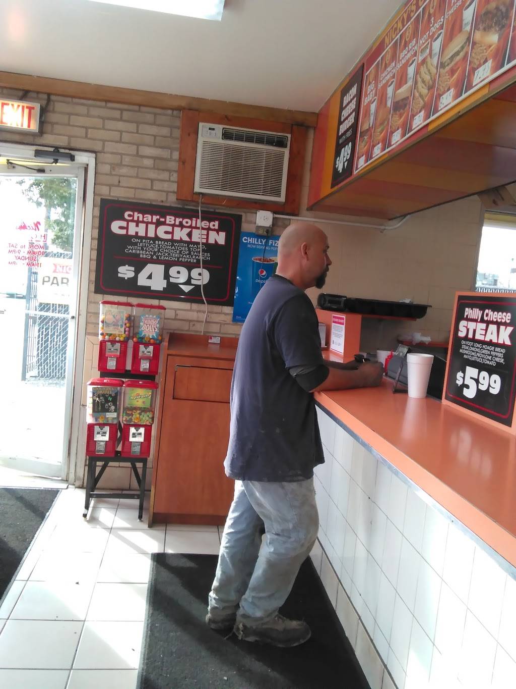 Nickys Hot Dog | restaurant | 3140 W 47th St, Chicago, IL 60632, USA | 7738474026 OR +1 773-847-4026