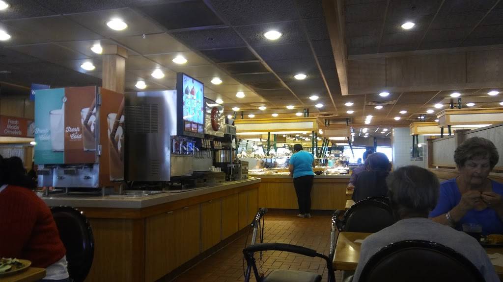 Jack in the Box | restaurant | 2511 N San Fernando Blvd, Burbank, CA 91504, USA | 8188419689 OR +1 818-841-9689