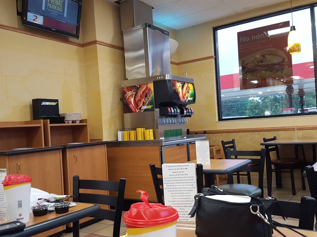 Subway | restaurant | 2424 Wadhams Rd, Smiths Creek, MI 48074, USA | 8109877859 OR +1 810-987-7859