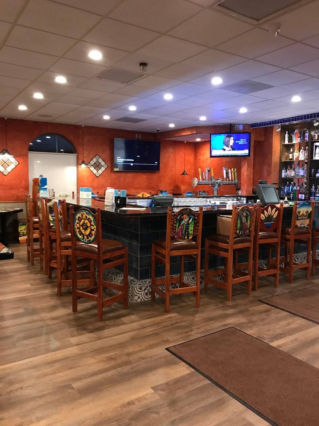 El Lorito Mexican Grill | restaurant | 502 Blake Rd N, Hopkins, MN 55343, USA | 9522174992 OR +1 952-217-4992