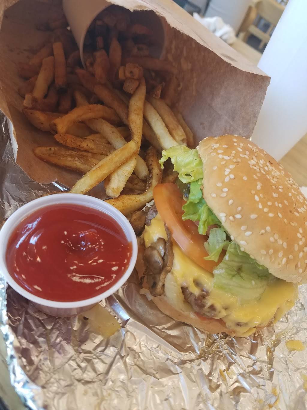Five Guys | meal takeaway | 768 Ikea Ct, West Sacramento, CA 95605, USA | 9167375680 OR +1 916-737-5680