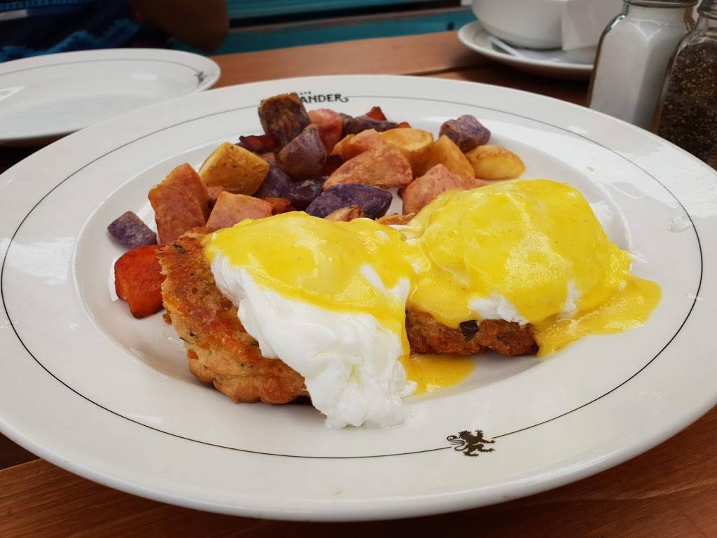 Café Hollander - Brookfield | restaurant | 20150 Union St, Brookfield, WI 53045, USA | 2627854490 OR +1 262-785-4490