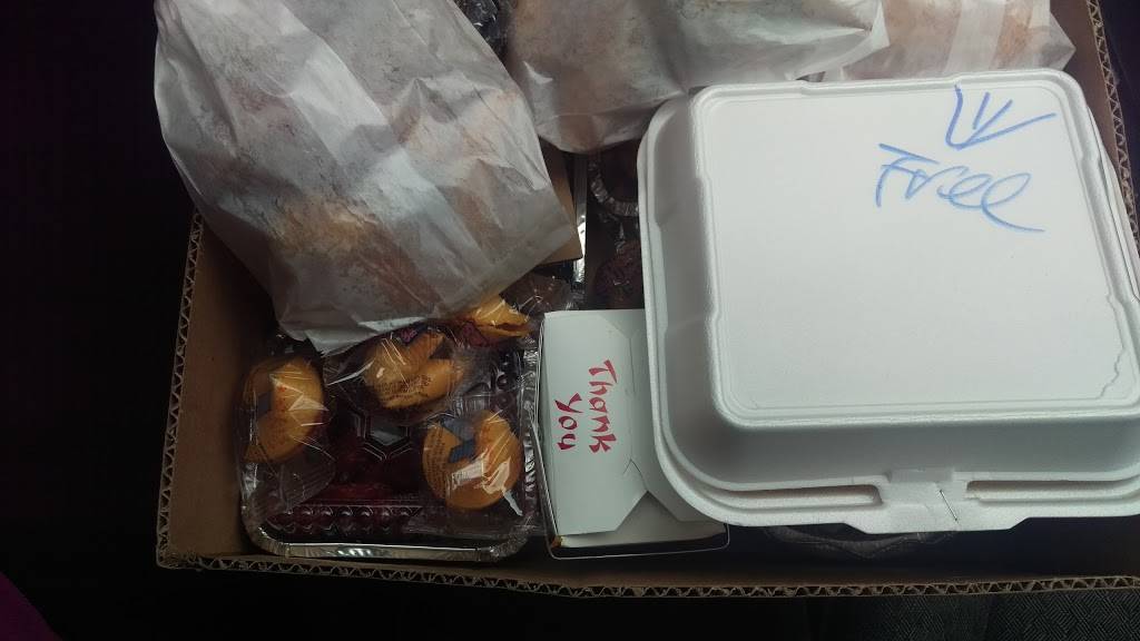 New China Wok | restaurant | 2160 Howland Blvd #100, Deltona, FL 32738, USA | 3865323555 OR +1 386-532-3555