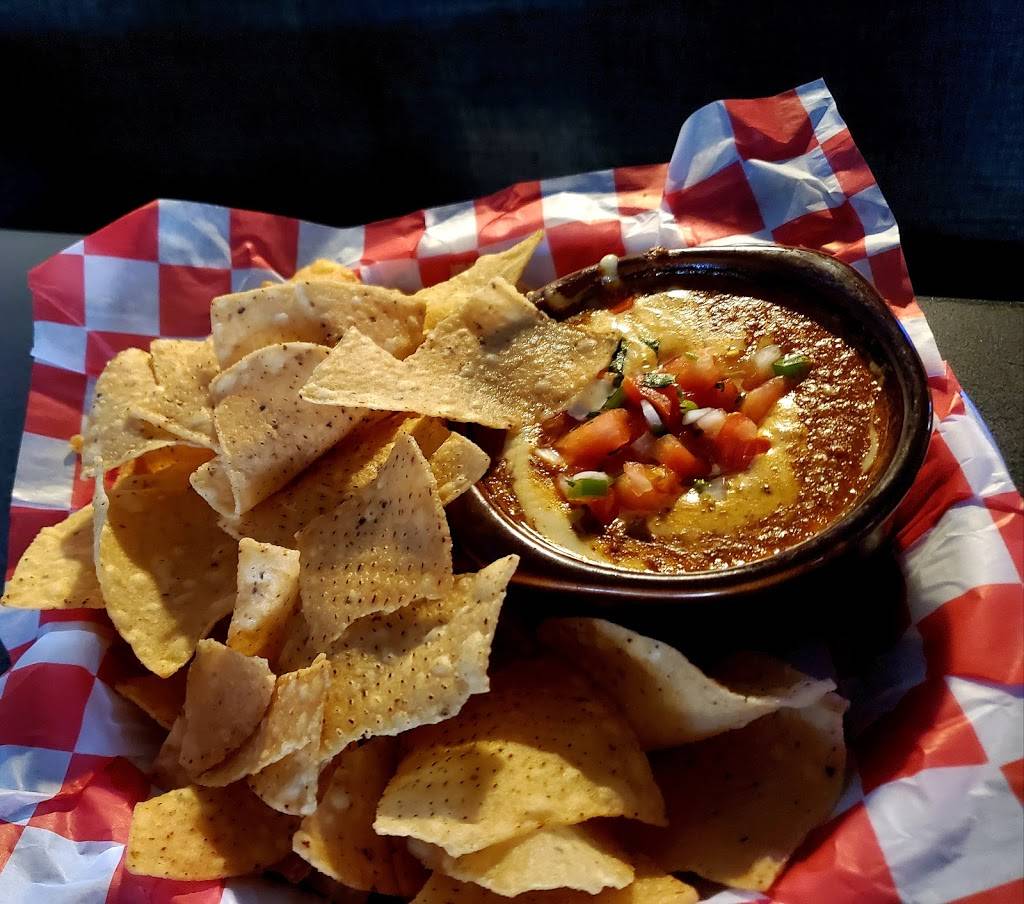 Grand Rapids Garage Bar & Grill | restaurant | 819 Ottawa Ave NW, Grand Rapids, MI 49503, USA | 6164540321 OR +1 616-454-0321