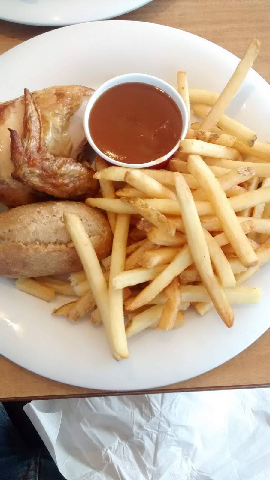 Swiss Chalet | restaurant | 315 Arthur St S, Elmira, ON N3B 3L5, Canada | 5196694640 OR +1 519-669-4640