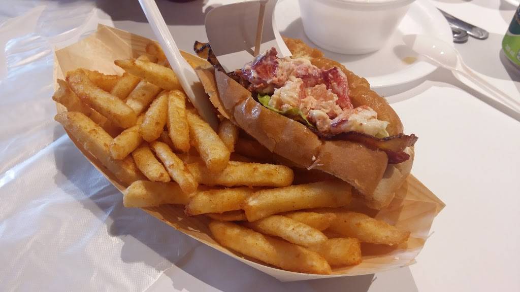 The Captains Boil | restaurant | 865 York Mills Rd #10A, North York, ON M3B 1Y6, Canada | 6473471288 OR +1 647-347-1288