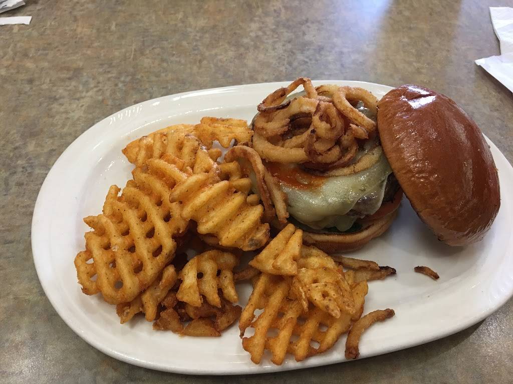 Friendlys | restaurant | 552 Franklin Ave, Franklin Square, NY 11010, USA | 5167756722 OR +1 516-775-6722