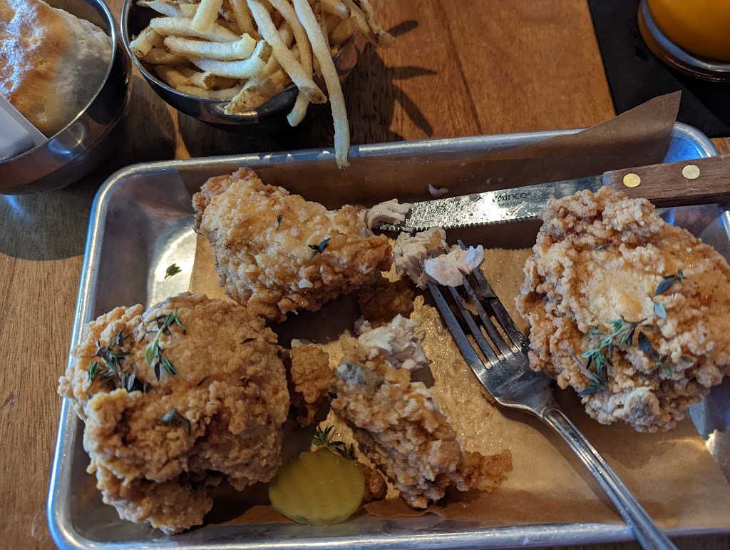 Billys Fried Chicken Ashland | restaurant | 82 N Main St, Ashland, OR 97520, USA | 5417086744 OR +1 541-708-6744