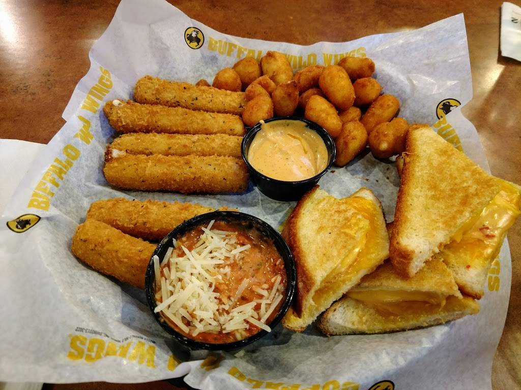 Buffalo Wild Wings | restaurant | 1600 E Gonzales Rd, Oxnard, CA 93036, USA | 8059889464 OR +1 805-988-9464