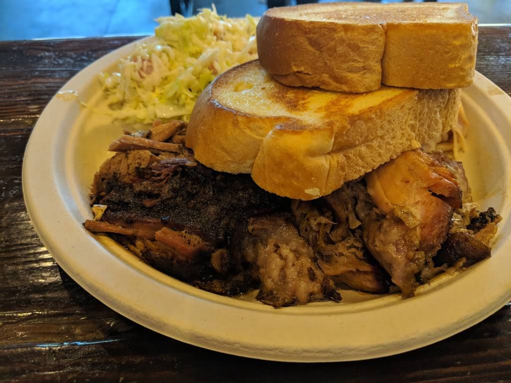 Seans Smokehouse BBQ & Grill | restaurant | 222 E Crossroads Blvd, Saratoga Springs, UT 84045, USA | 8017538030 OR +1 801-753-8030