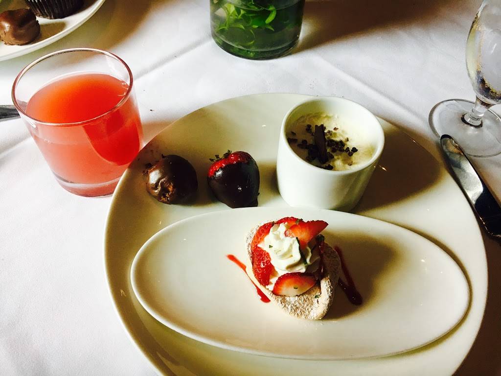 J-Prime Steakhouse | restaurant | 1401 N Loop 1604 W, San Antonio, TX 78258, USA | 2107641604 OR +1 210-764-1604