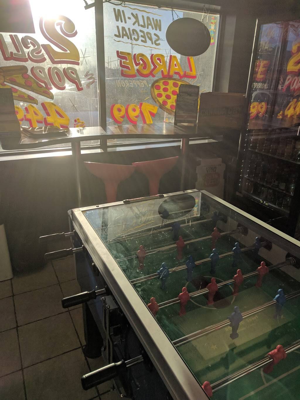 Pizza Stop | restaurant | Edelweiss Plaza, 600 Doon Village Rd, Kitchener, ON N2P 1G6, Canada | 2266472020 OR +1 226-647-2020