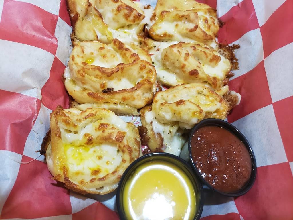 LaRosas Pizza Greendale | restaurant | 1620 Flossie Dr, Greendale, IN 47025, USA | 8885276727 OR +1 888-527-6727