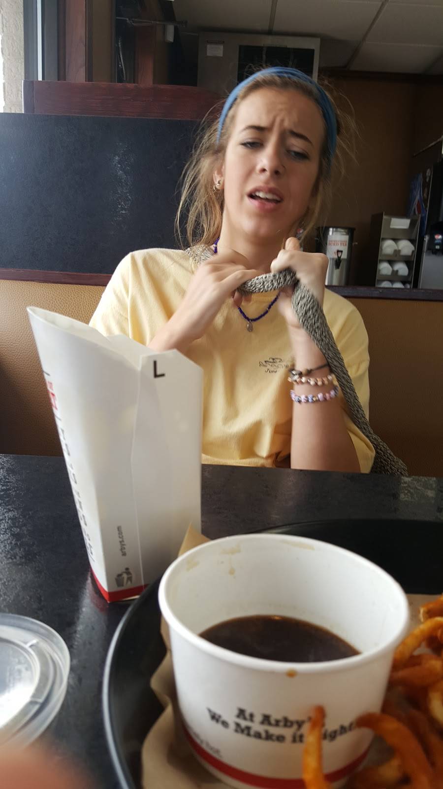 Arbys | restaurant | 14145 S St, Omaha, NE 68137, USA | 4028951655 OR +1 402-895-1655