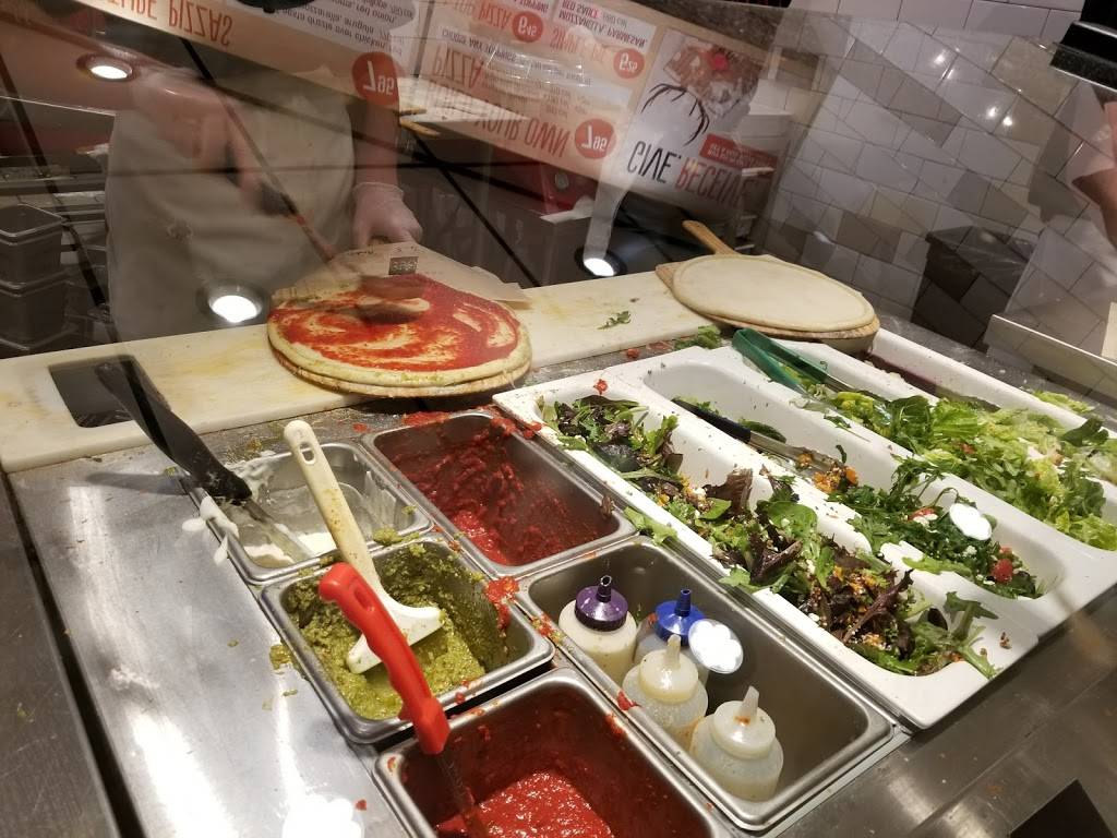 Blaze Pizza | meal takeaway | 3370 N, Digital Dr #100, Lehi, UT 84043, USA | 3852495029 OR +1 385-249-5029