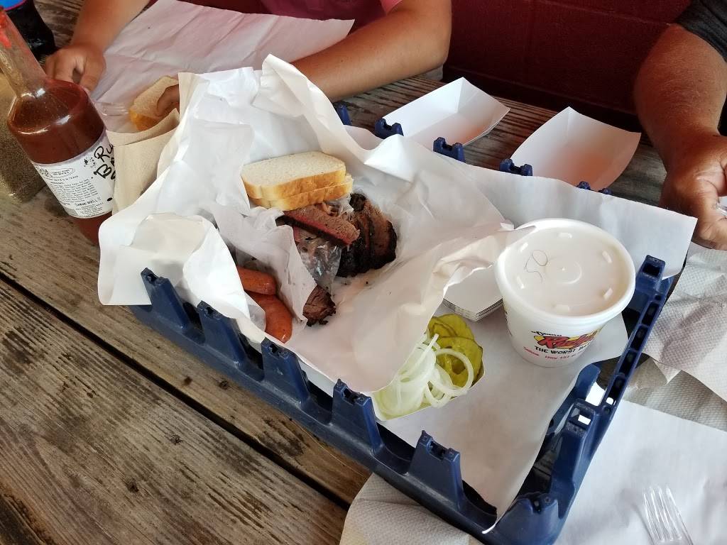 Leon Springs BBQ - The Original Rudys" | restaurant | 24152 I-10, San Antonio, TX 78257, USA | 2106537839 OR +1 210-653-7839