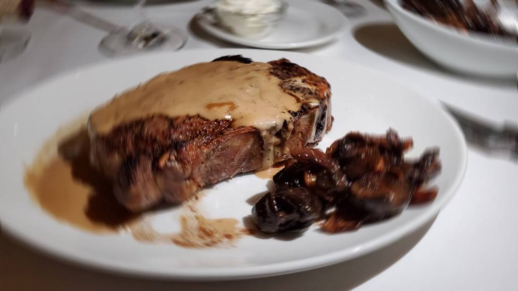 Del Friscos Double Eagle Steakhouse | restaurant | 9150 International Dr, Orlando, FL 32819, USA | 4073515074 OR +1 407-351-5074