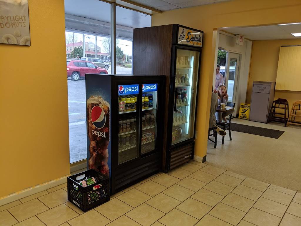 Daylight Donuts | restaurant | 11643 S Memorial Dr, Bixby, OK 74008, USA | 9183693676 OR +1 918-369-3676