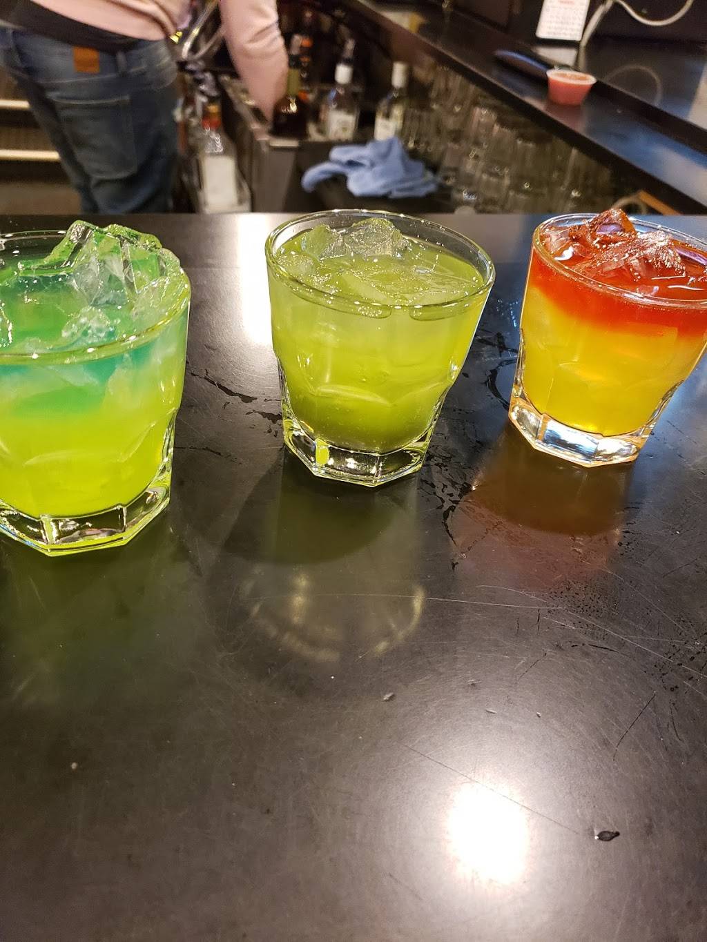 Spare Time Lounge | restaurant | 123 S 4th St, Seward, NE 68434, USA | 4026433898 OR +1 402-643-3898