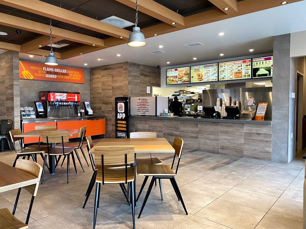 Burger King | restaurant | 9380 Coors Blvd NW, Albuquerque, NM 87114, USA | 5058989330 OR +1 505-898-9330
