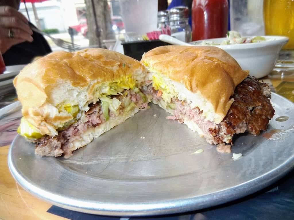 Brothers Burger Joint | restaurant | 2821 Bransford Ave, Berry Hill, TN 37204, USA | 6153807069 OR +1 615-380-7069