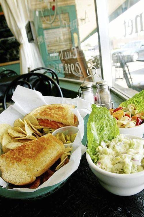 Palate At Ranch Acres | restaurant | 3324 E 31st St G, Tulsa, OK 74135, USA | 9187459899 OR +1 918-745-9899