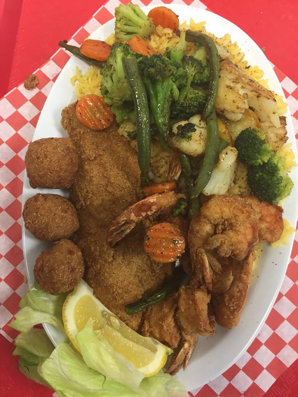 Mikes Wings & Seafood | meal takeaway | 2968 Jog Rd, Greenacres, FL 33463, USA | 5616318136 OR +1 561-631-8136