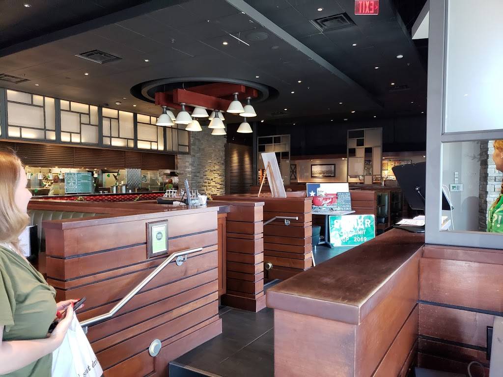 Houlihans | restaurant | Prestonwood Houlihan’s, 5225 Belt Line Rd #220, Dallas, TX 75254, USA | 9723860689 OR +1 972-386-0689