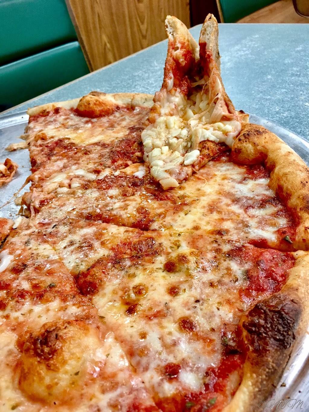 Little Vincents Pizza | restaurant | 329 New York Ave, Huntington, NY 11743, USA | 6314239620 OR +1 631-423-9620