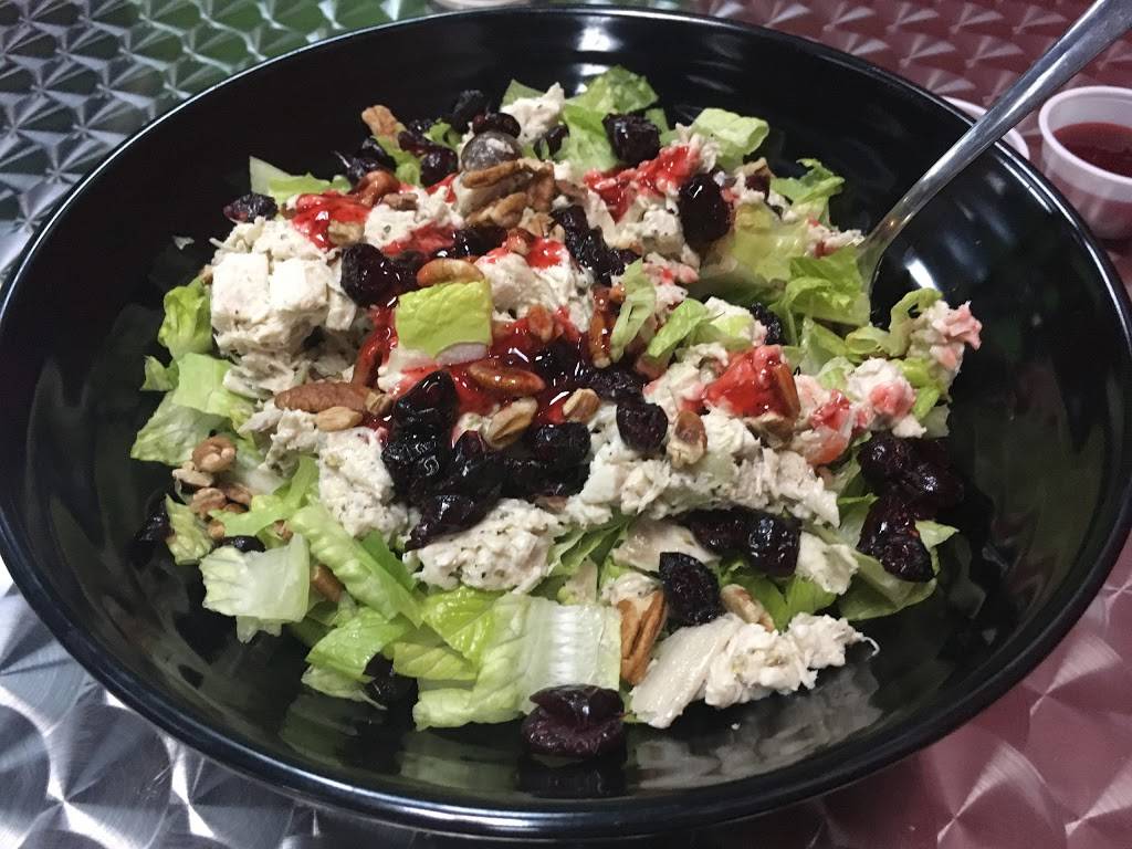 Clean Eatz | cafe | 5139 Tuscarawas St W, Canton, OH 44708, USA | 3308447400 OR +1 330-844-7400