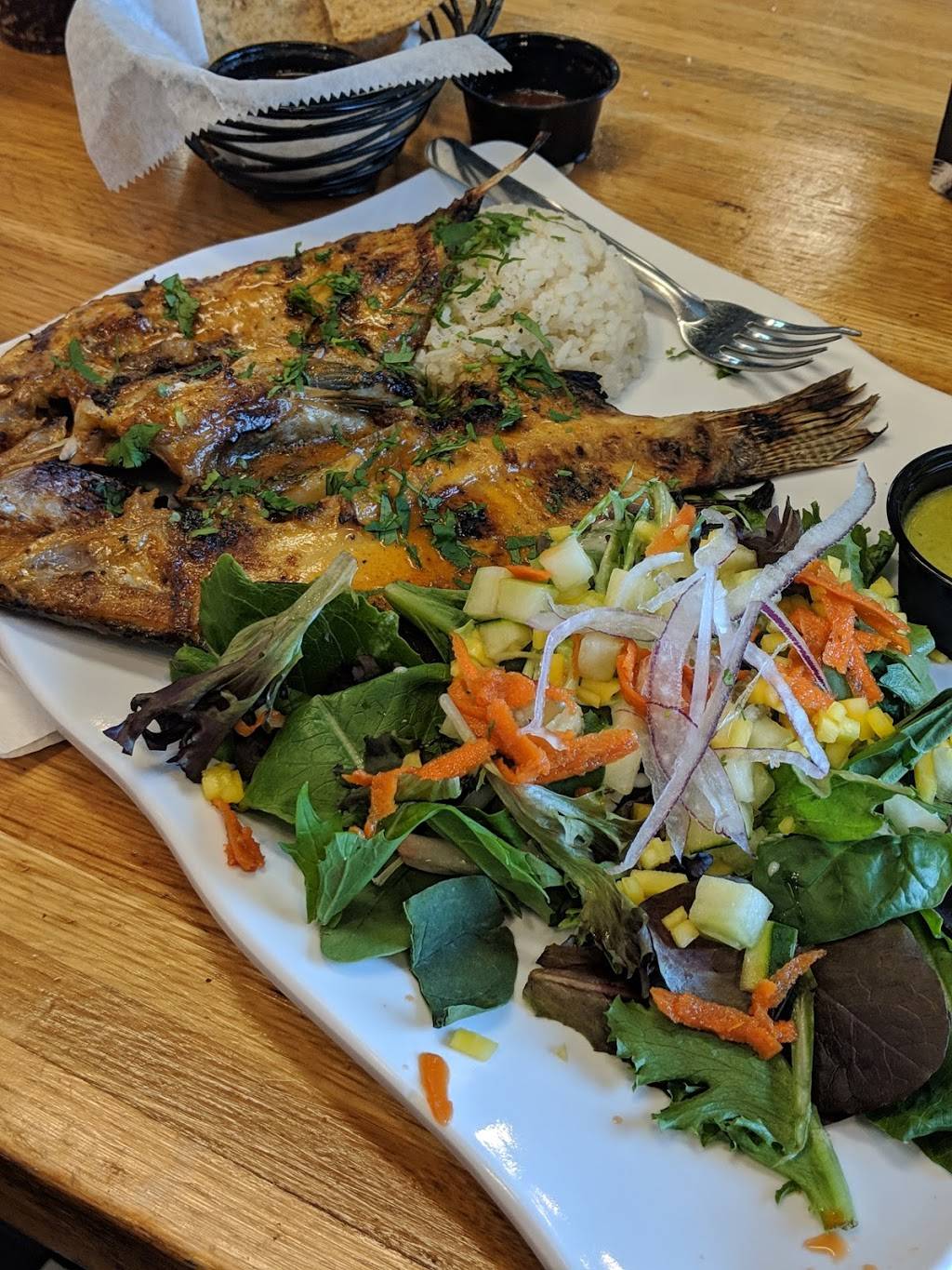 El Coraloense | restaurant | 6600 Florence Ave, Bell Gardens, CA 90201, USA | 5627536747 OR +1 562-753-6747