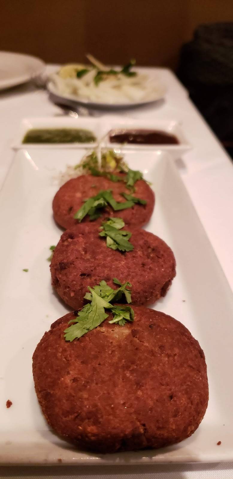 Delhi Bistro | restaurant | 2214 Queen St E, Toronto, ON M4E 1E9, Canada | 6473516112 OR +1 647-351-6112