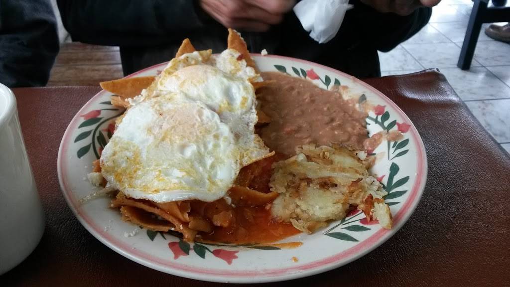 El Carrito | restaurant | Blvd. Benito Juárez 416, Echeverria, 22700 Rosarito, B.C., Mexico | 016616122793 OR +52 661 612 2793