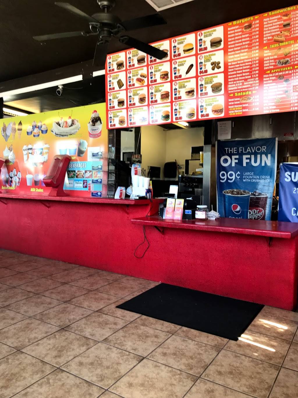 Super Burger Drive In | meal takeaway | 2120 Country Club Blvd, Stockton, CA 95204, USA | 2099449866 OR +1 209-944-9866